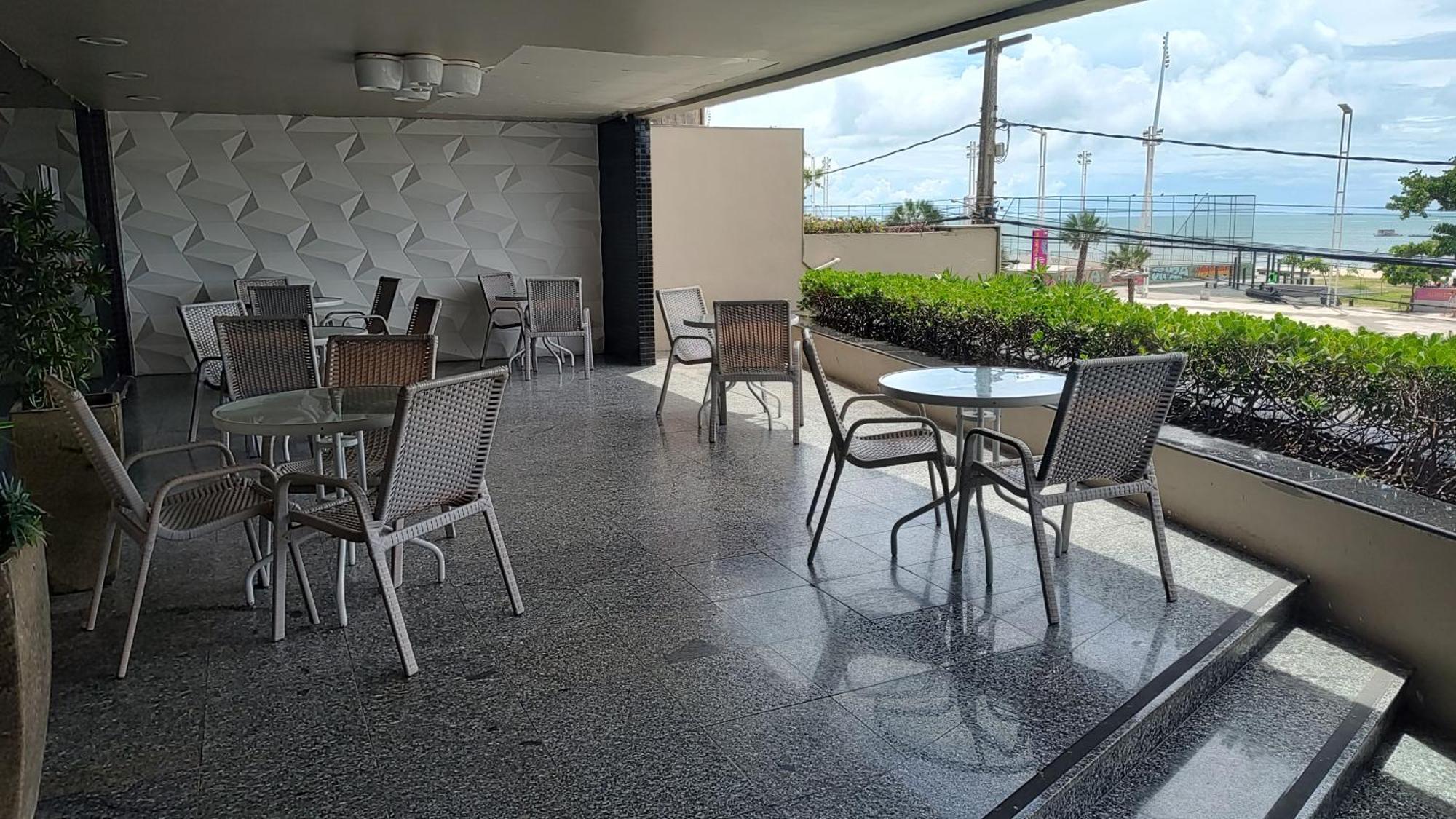 Iracema Flat 2102 Beira Mar * Fortaleza (Ceara)