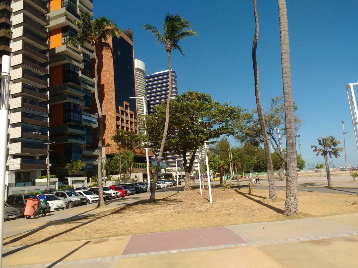 Iracema Flat 2102 Beira Mar * Fortaleza (Ceara)